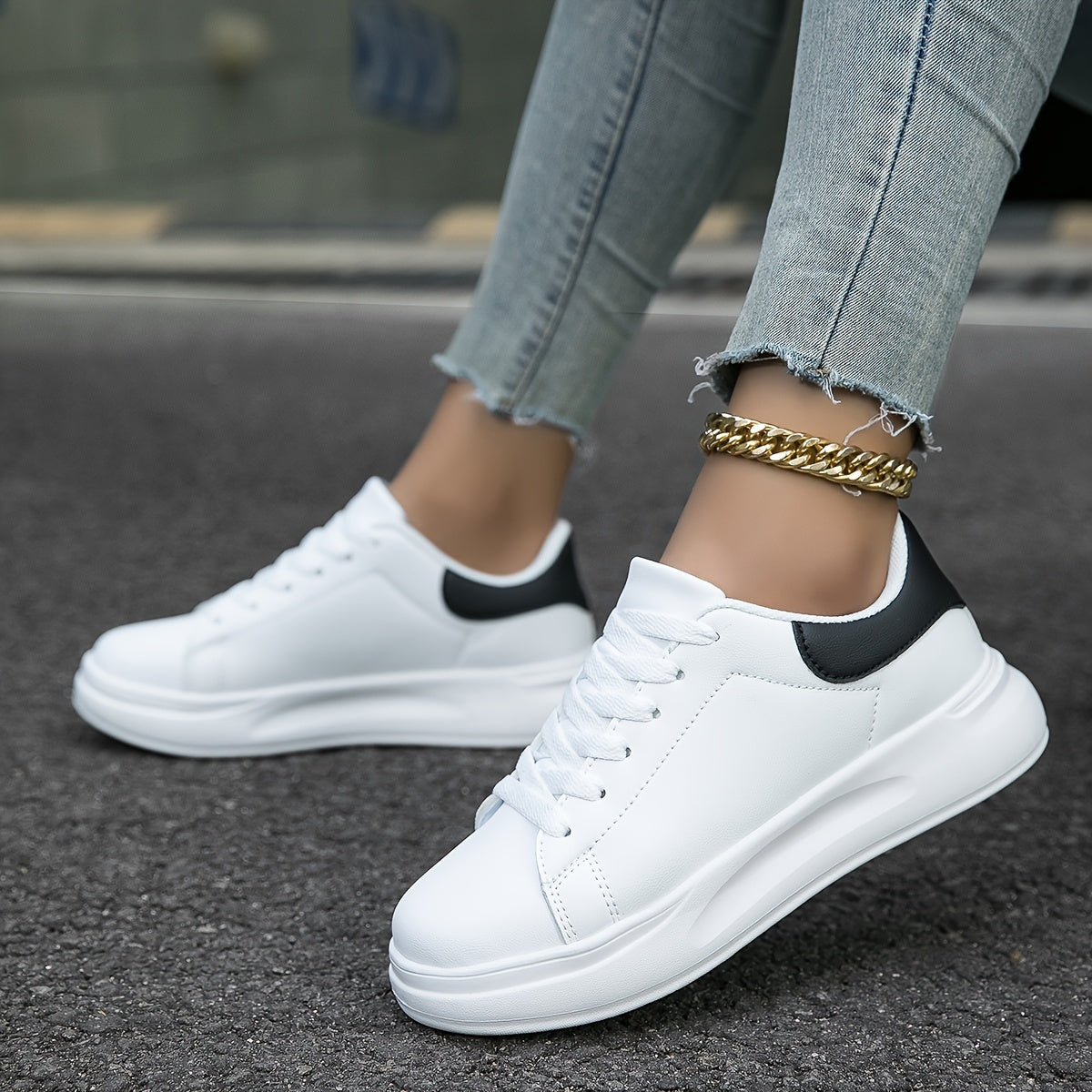 Relaxed and supportive orthopedic Sneakers