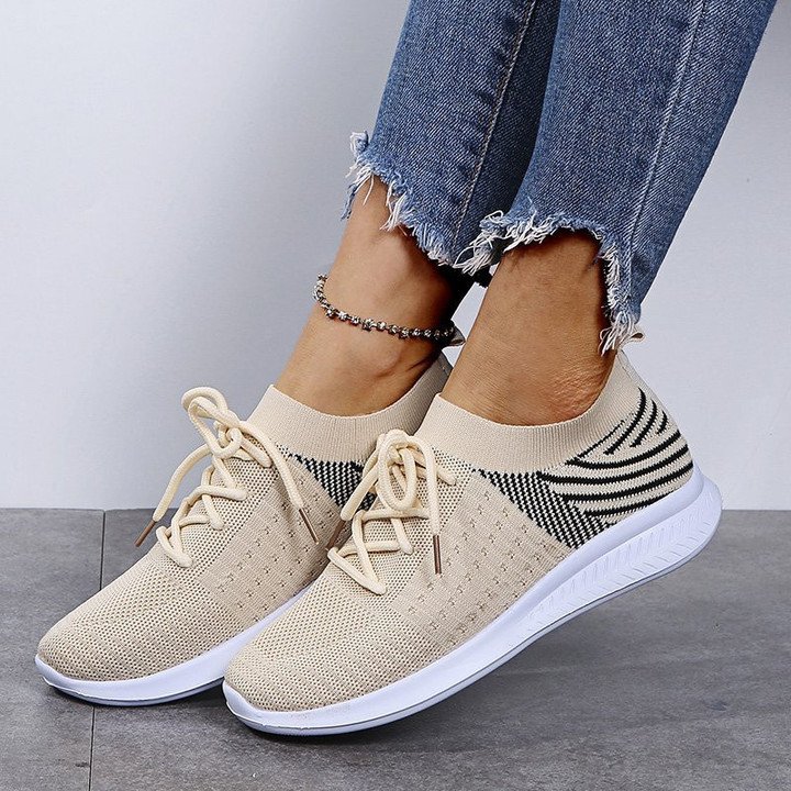 Comfortable and versatile orthopedic Sneakers