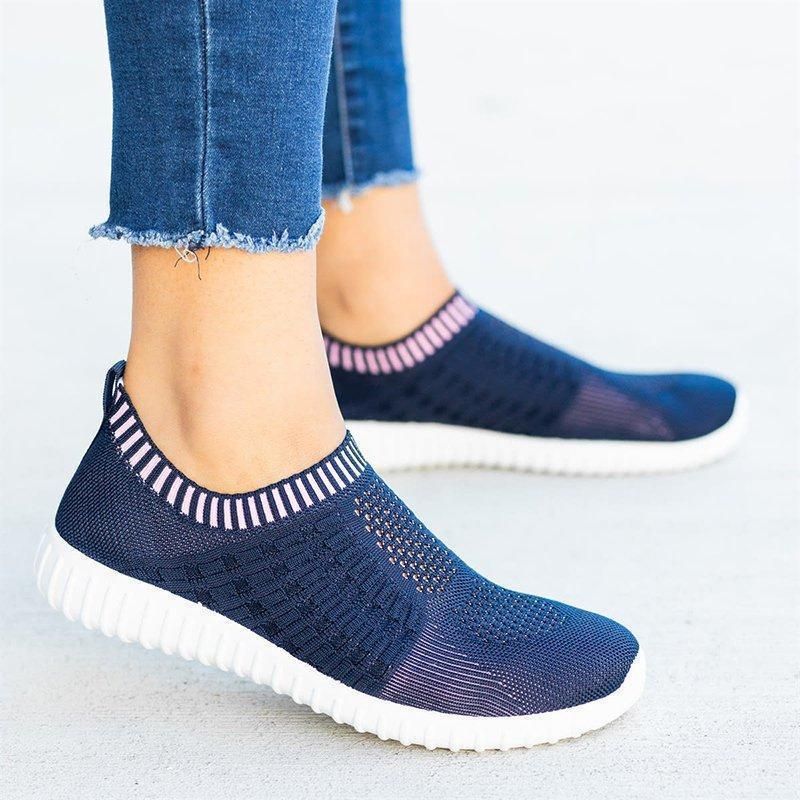 Fashionable supportive orthopedic Sneakers