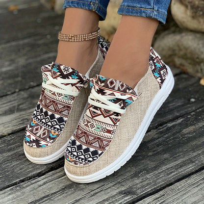 Elegant and detailed supportive Sneakers