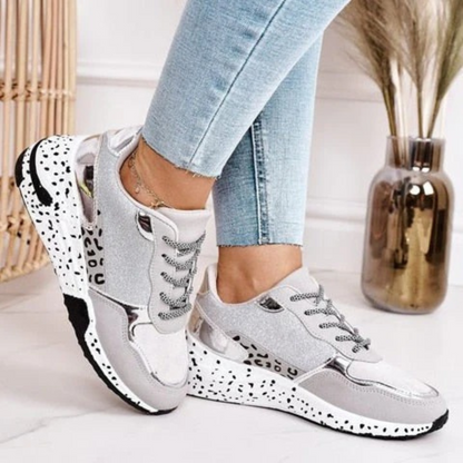 Comfortable and versatile orthopedic Sneakers