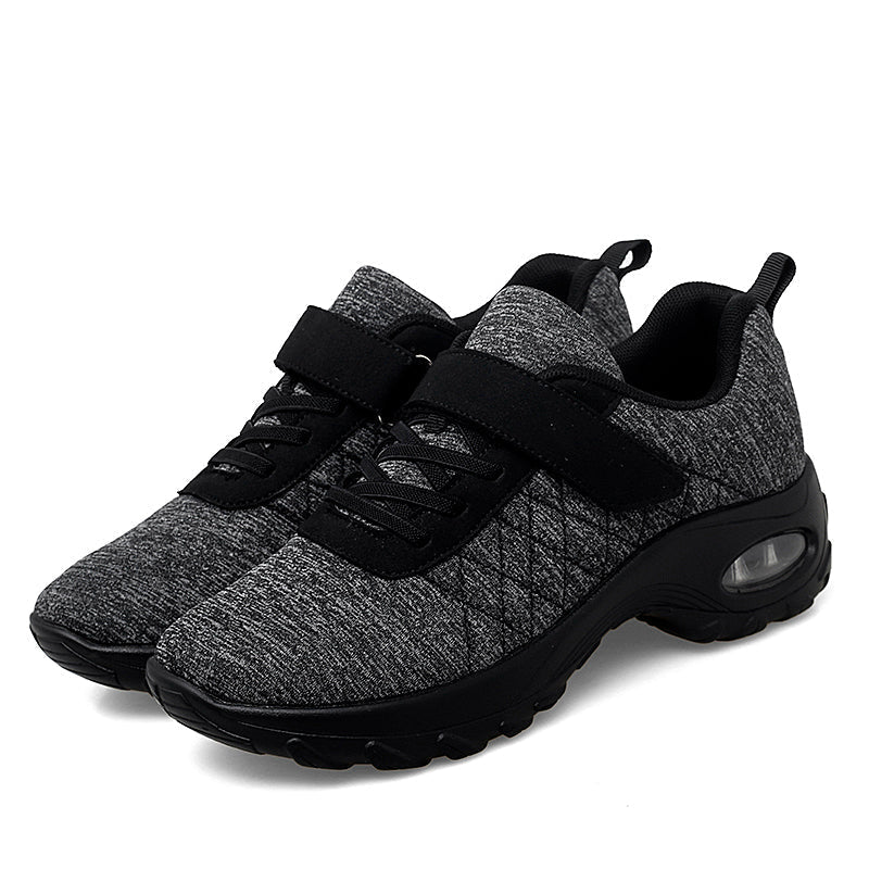 Lightweight non-slip breathable trainers