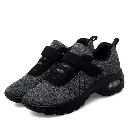 Lightweight non-slip breathable trainers