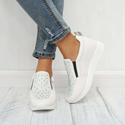 Elegant and detailed supportive Sneakers