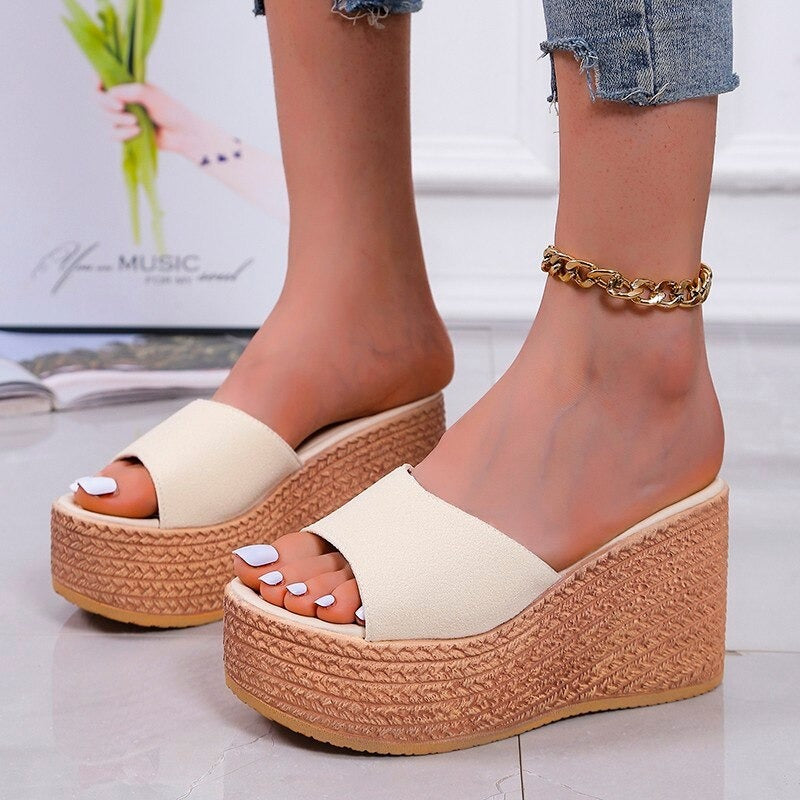 Casual and cool supportive orthopedic Sandals