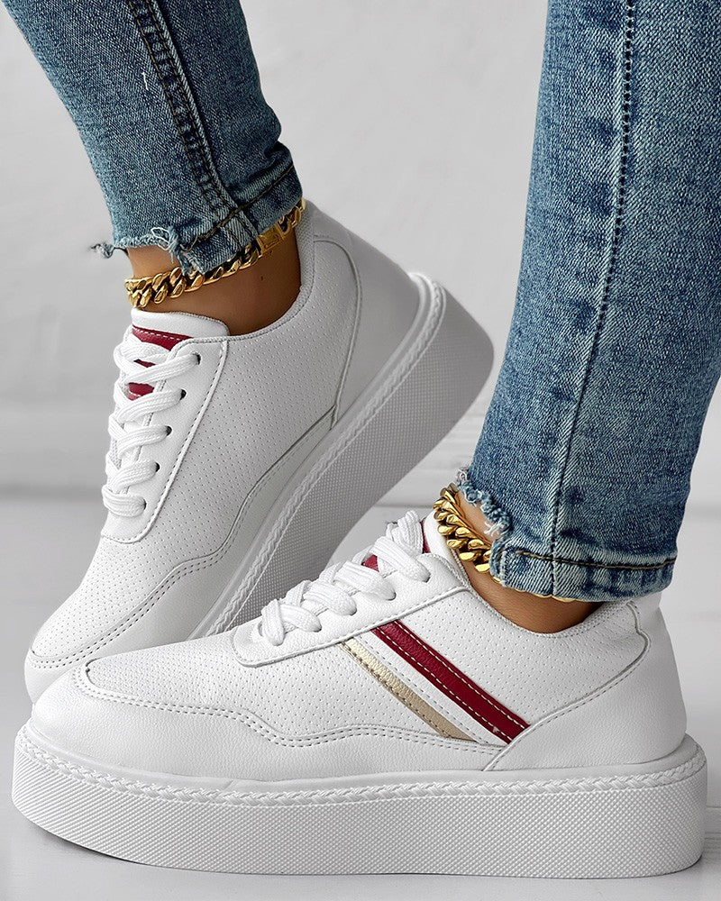 Elegant and detailed supportive Sneakers