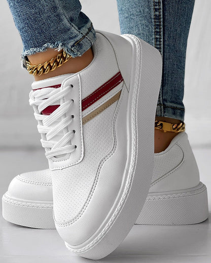 Elegant and detailed supportive Sneakers