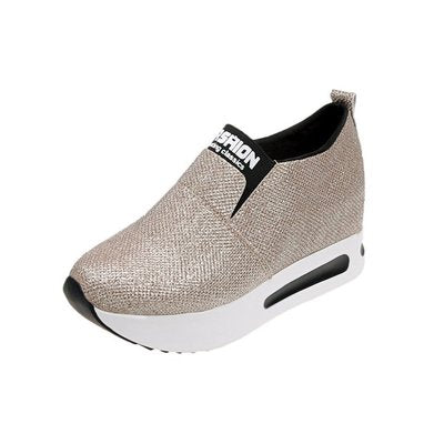 Supportive and fashionable orthopedic Sneakers