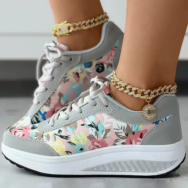 Fashionable and supportive orthopedic Sneakers