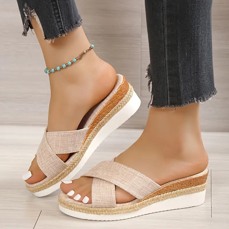 Casual and lightweight summer sandals