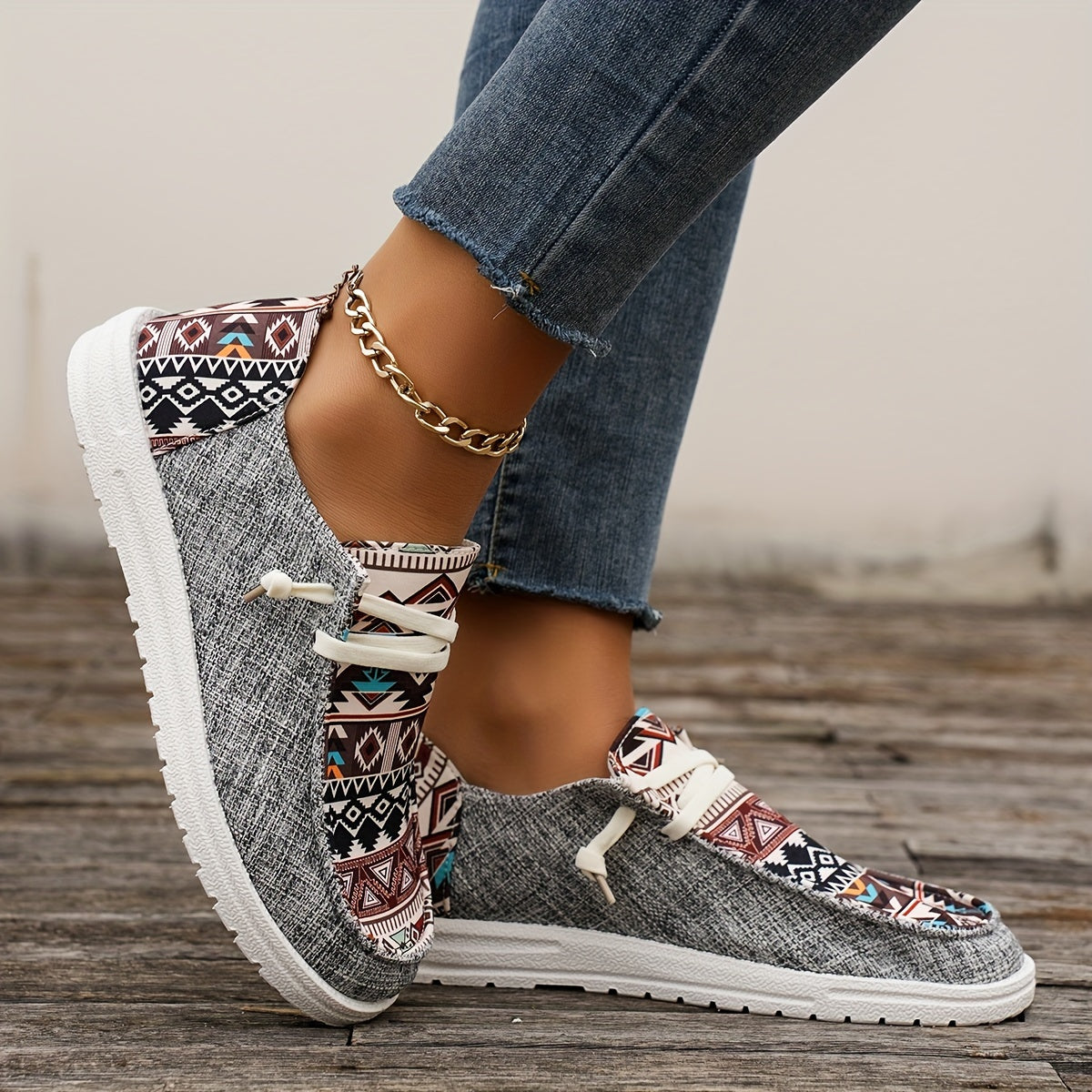 Supportive and stylish orthopedic Sneakers