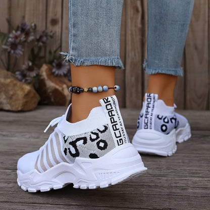 Supportive and fashionable orthopedic Sneakers