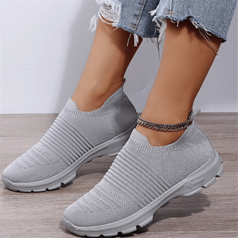 Supportive and versatile orthopedic Sneakers