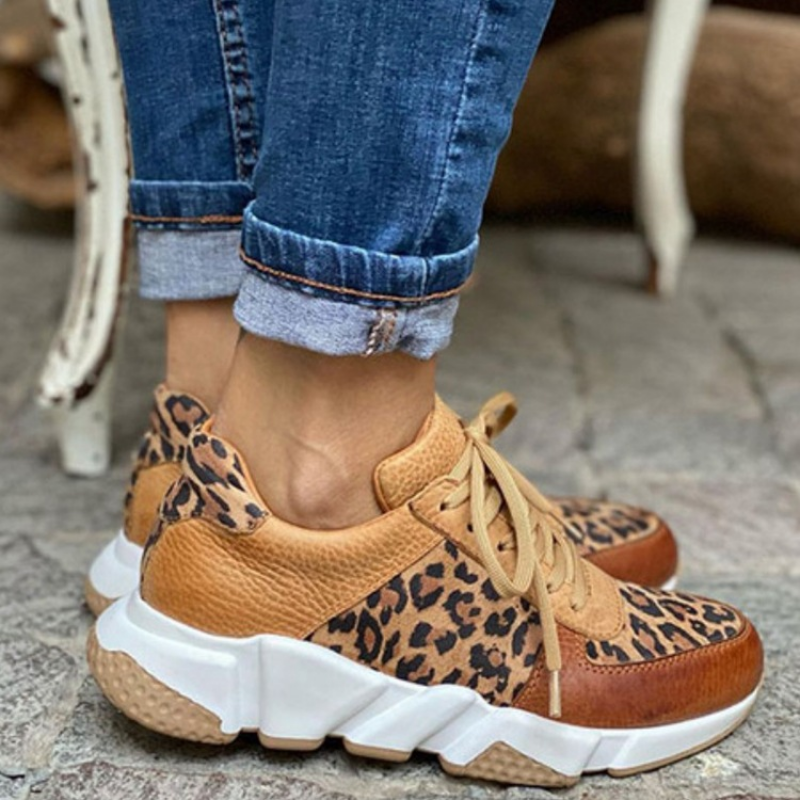 Comfortable and fashionable orthopedic Sneakers