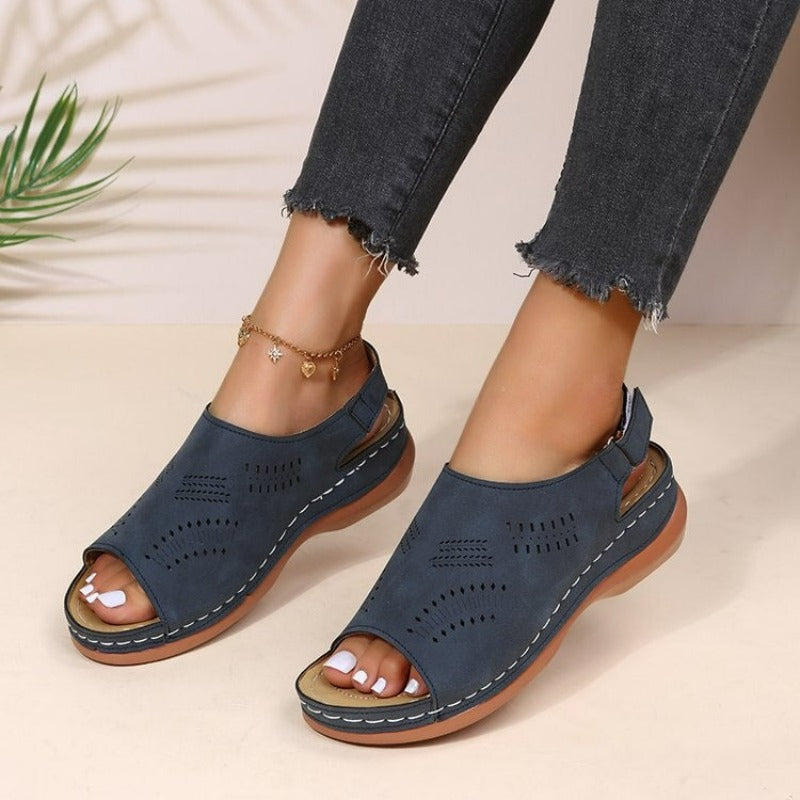 Casual and breathable orthopedic Sandals