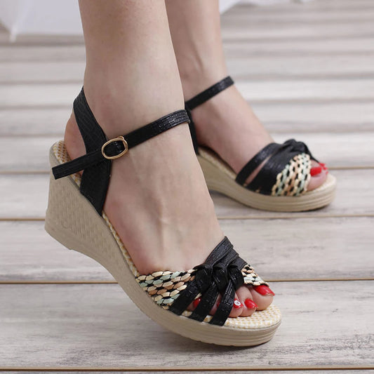 Casual and breathable orthopedic Sandals