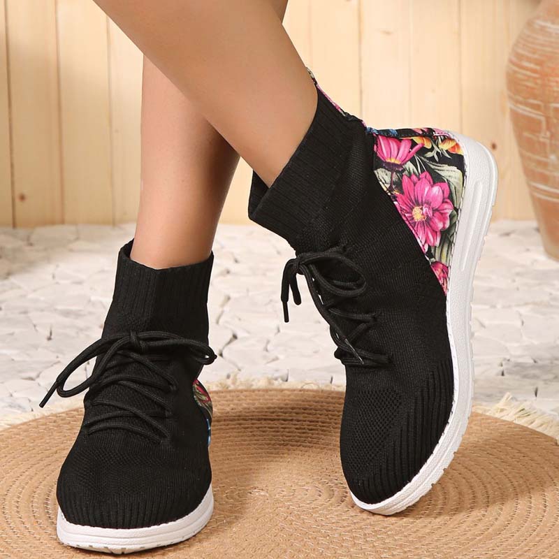 Fashionable supportive orthopedic Sneakers