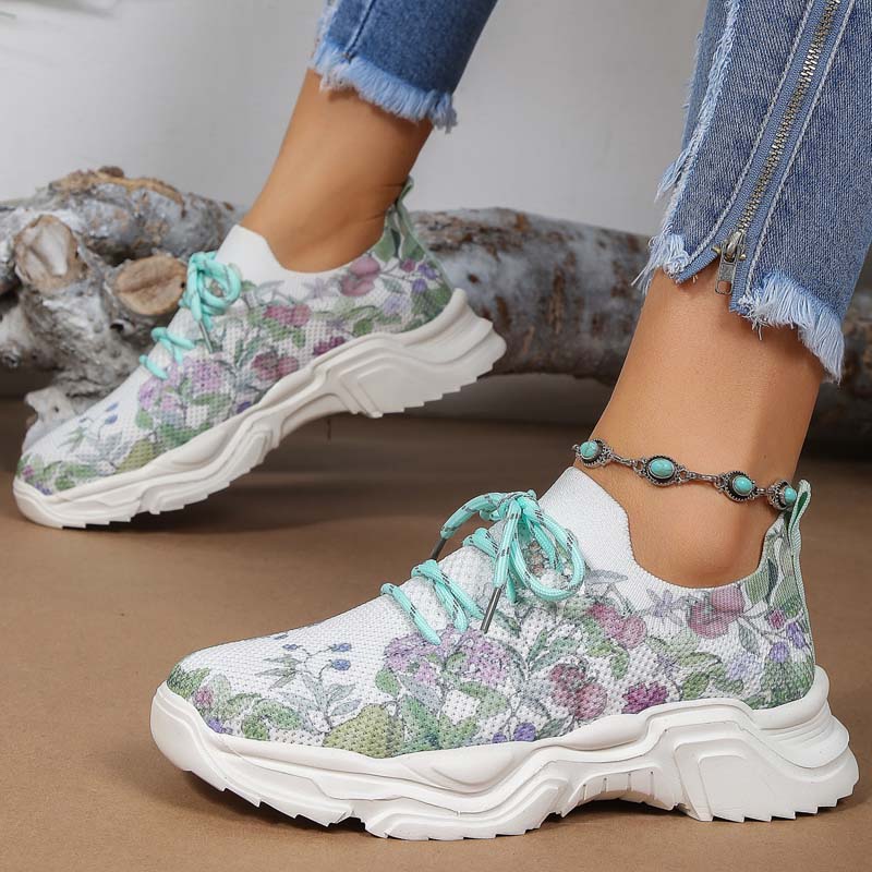 Supportive and fashionable orthopedic Sneakers