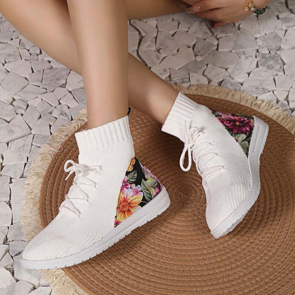 Fashionable supportive orthopedic Sneakers