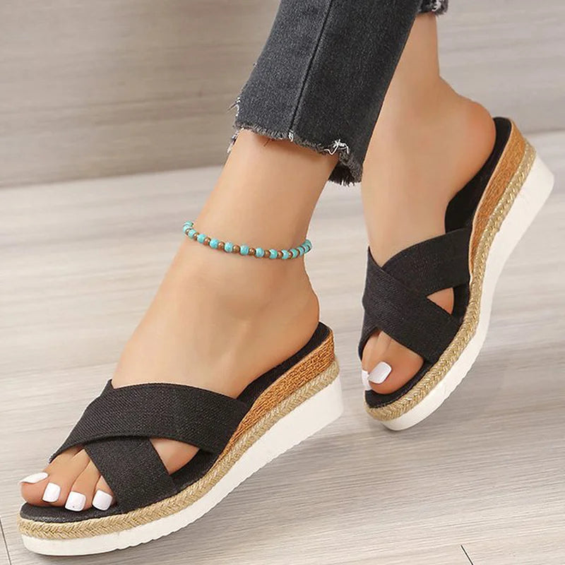 Casual and lightweight summer sandals