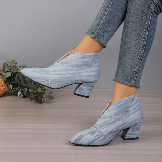 Comfortable and fashionable orthopedic Heels