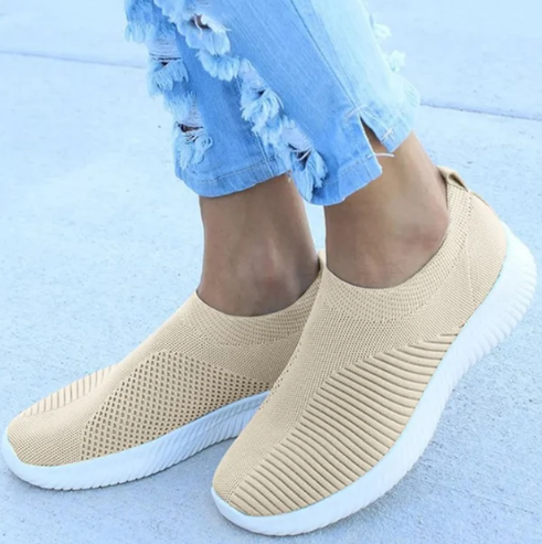 Comfortable and versatile orthopedic Sneakers