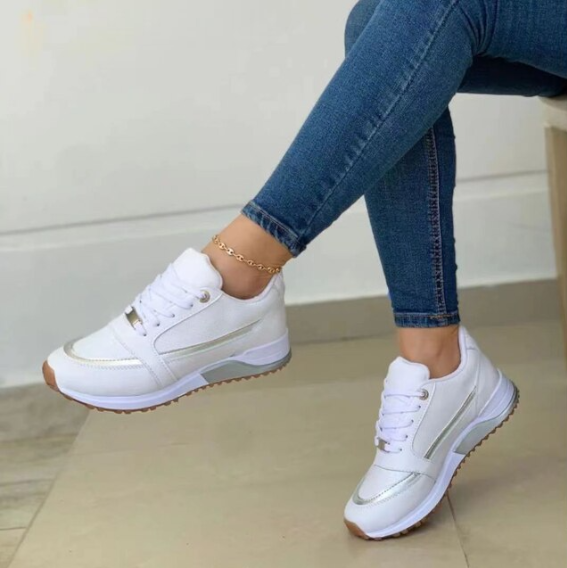 Elegant and detailed supportive Sneakers