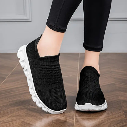 Engineered Knit Stretch Fit Slip-On Schoenen