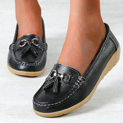 Relaxed and airy casual shoes