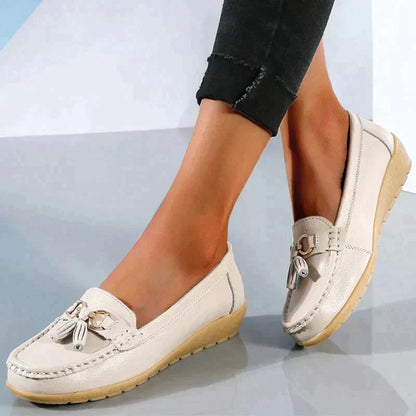 Relaxed and airy casual shoes