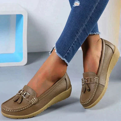 Relaxed and airy casual shoes