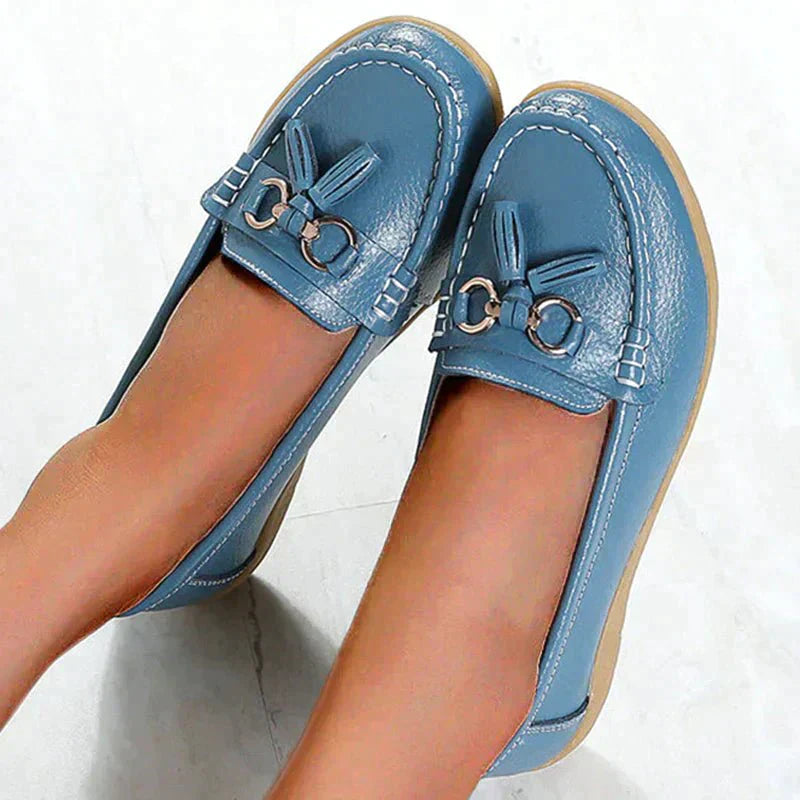 Relaxed and airy casual shoes