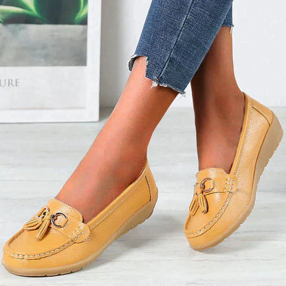 Relaxed and airy casual shoes