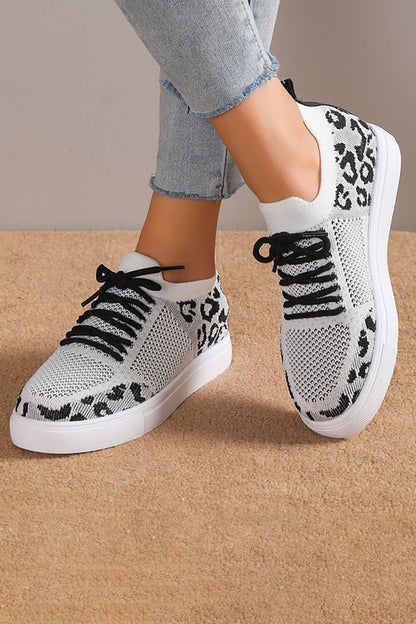 Classic and cool Sneakers