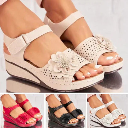 Casual and airy sandals