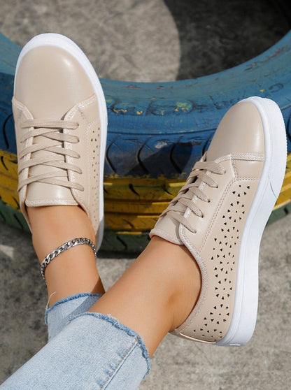 Elegant and detailed supportive Sneakers