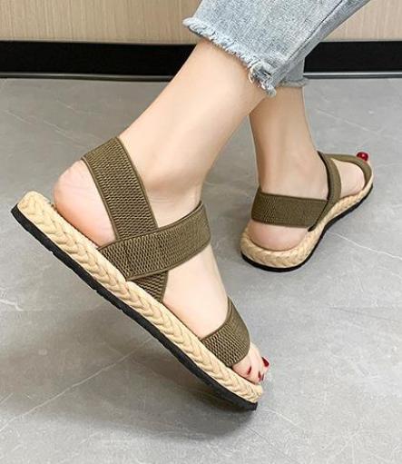 Camel-coloured women's flat sandals, simple woven elastic strap