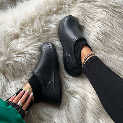 MInimalist Slip On Warm Clogs