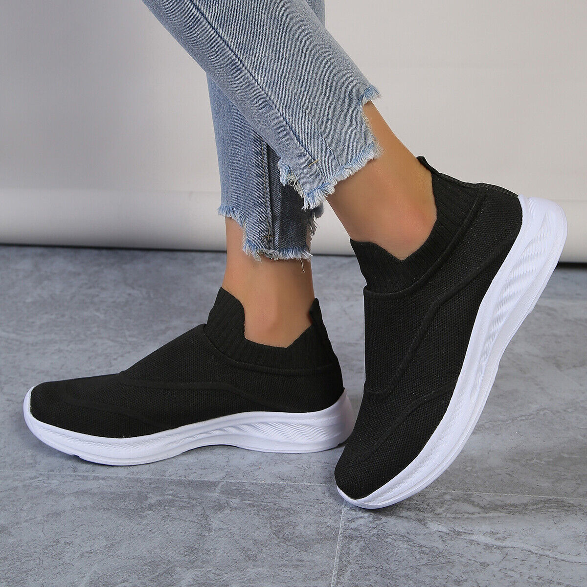 Supportive and fashionable orthopedic Sneakers