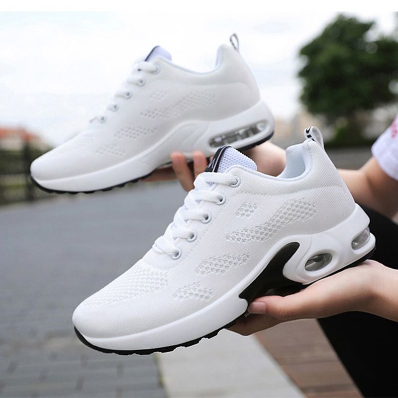 Breathable Mesh Women's Running Shoes