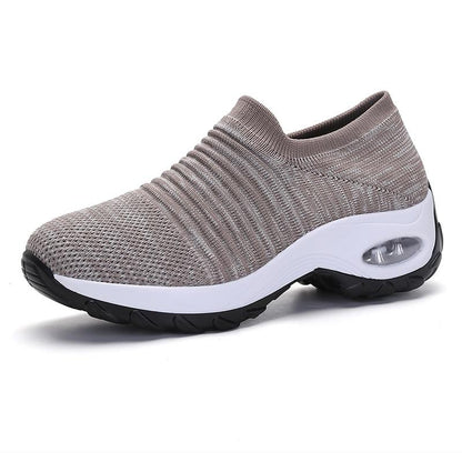 Orthopedic slip-on sneakers with arch support